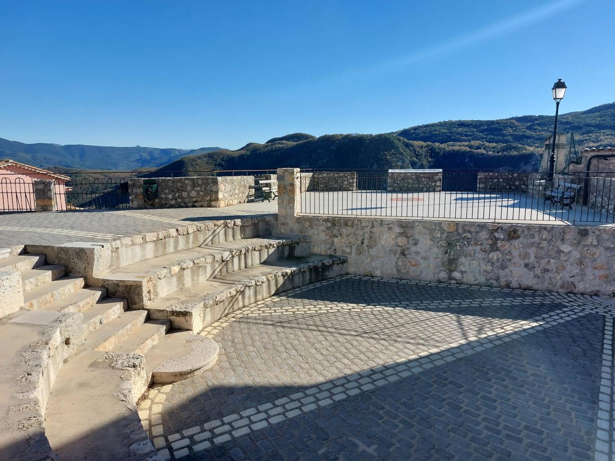 Entre mer et montagnes gîte d'étape la maison Barnoin et gîtes individuels Bouyon Extérieur photo