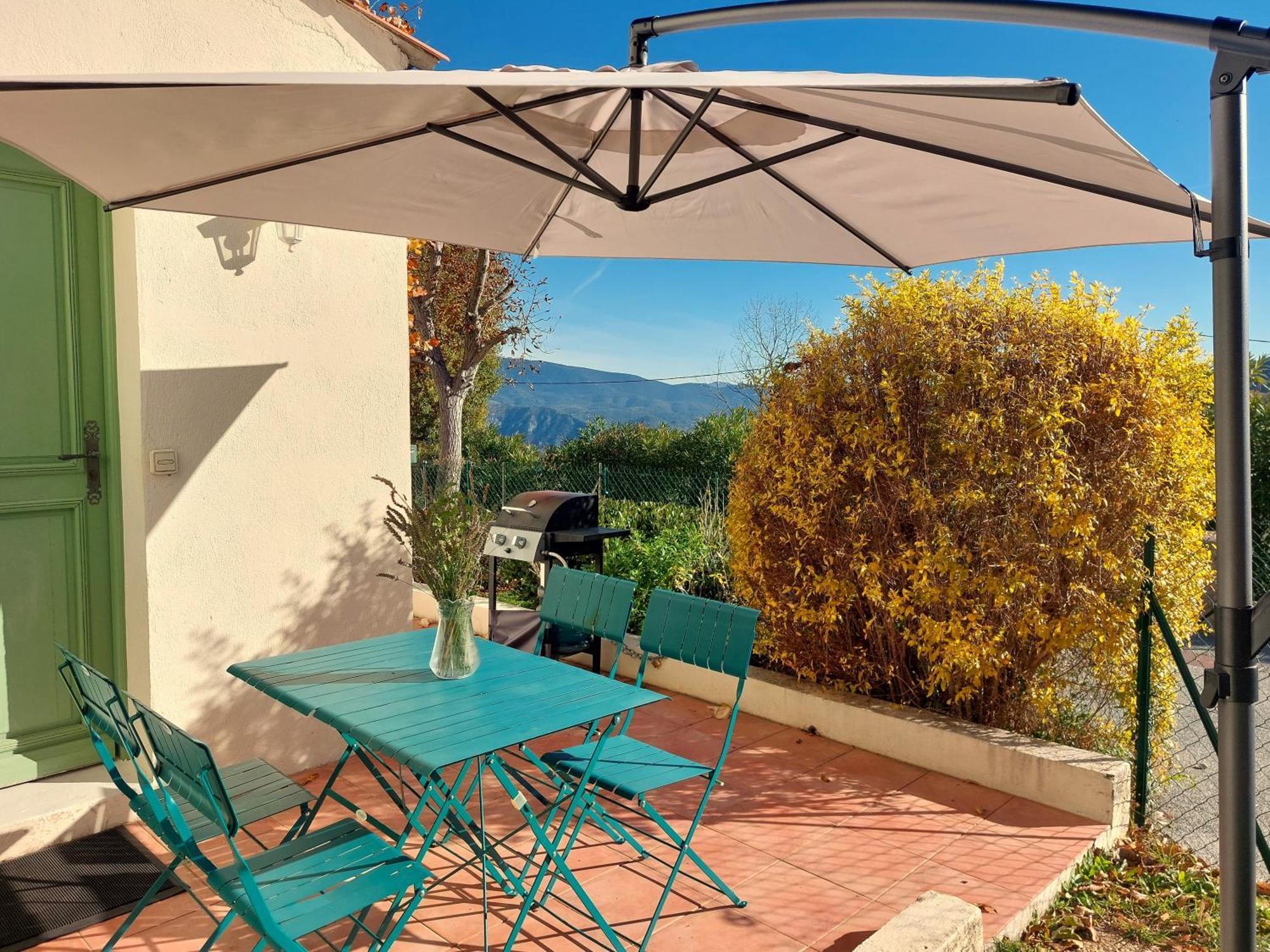 Entre mer et montagnes gîte d'étape la maison Barnoin et gîtes individuels Bouyon Extérieur photo
