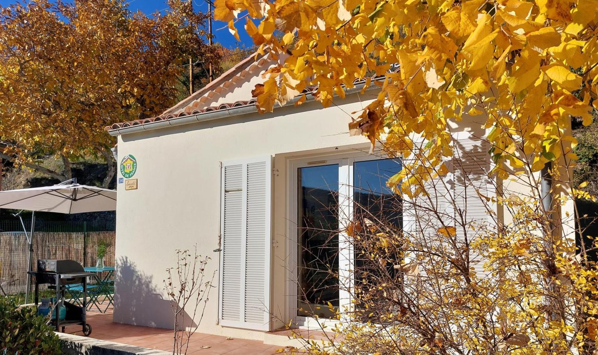 Entre mer et montagnes gîte d'étape la maison Barnoin et gîtes individuels Bouyon Extérieur photo