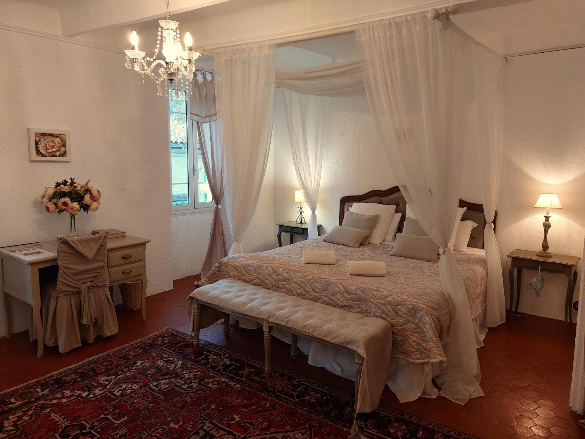 Entre mer et montagnes gîte d'étape la maison Barnoin et gîtes individuels Bouyon Extérieur photo